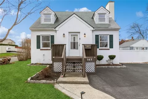 147 Ridge St, Orangetown, NY 10965