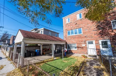 3003 Randall Ave, Bronx, NY 10465