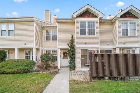 2918 Whispering Hls, Chester, NY 10918