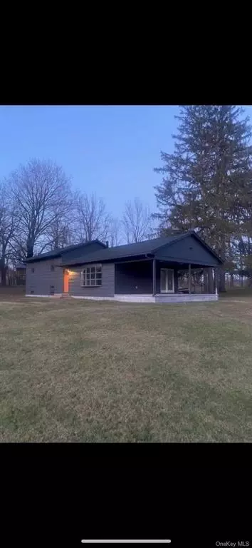 26 Samsonville Rd, Rochester, NY 12446