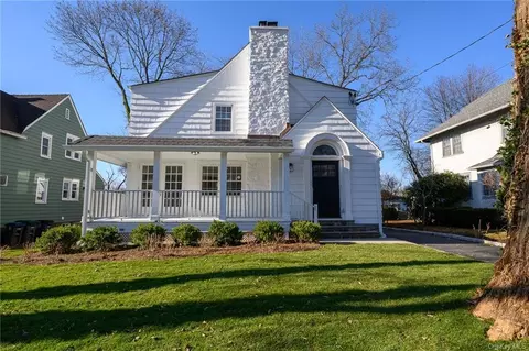 537 Second Ave, Pelham, NY 10803