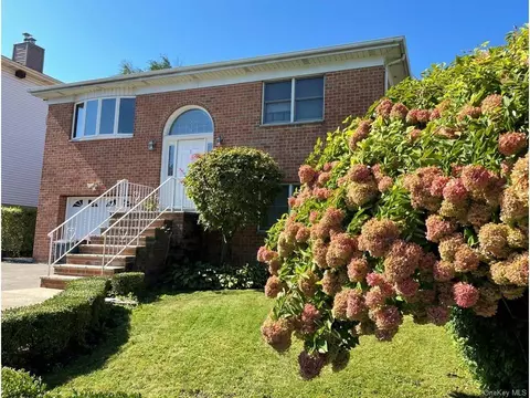 1 Bronxville Ln, Yonkers, NY 10708
