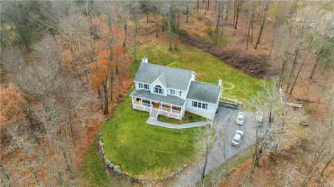 84 Horton Rd, Washingtonville, NY 10992