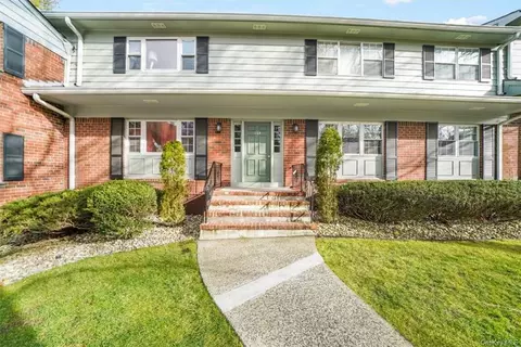 104 Yorkshire Dr #Z6, Ramapo, NY 10901