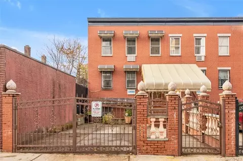 57 Palmetto St, Brooklyn, NY 11221