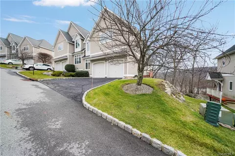 81 Corbin Hill Rd #6, Fort Montgomery, NY 10922