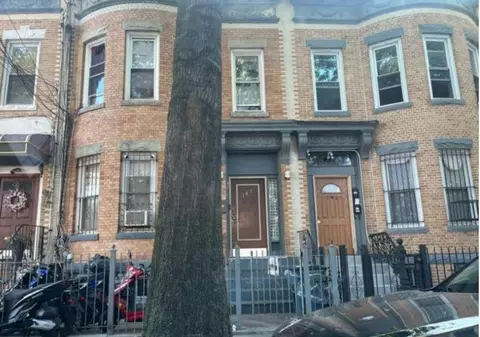 147 Autumn Ave, Brooklyn, NY 11208