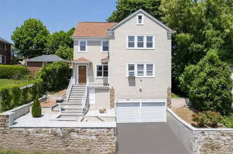 52 Fremont St, Harrison, NY 10528