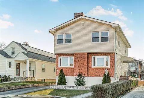 63 Storey Ln, Yonkers, NY 10710