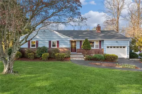 1497 Westview Dr, Yorktown, NY 10598