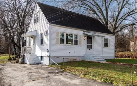 26 Glenwood Ave, Poughkeepsie, NY 12603