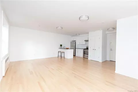 1 Hawley Ter #6D, Yonkers, NY 10701