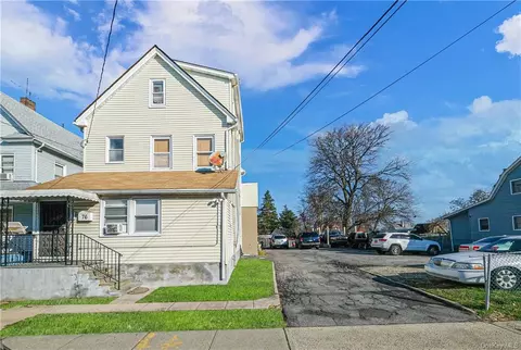76 Drake Ave, New Rochelle, NY 10805