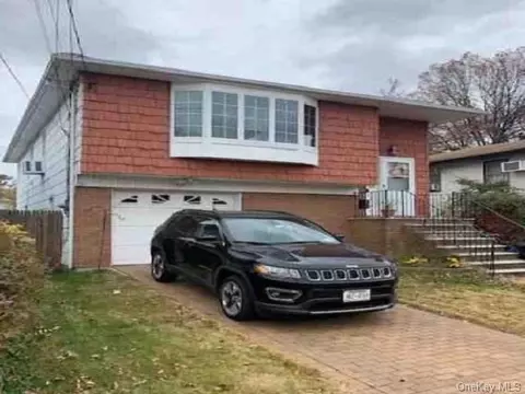 187 Greencroft Ave, Staten Island, NY 10308