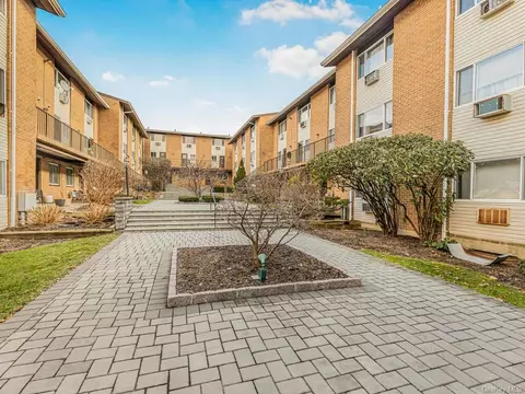 150 Glenwood Ave #B4, Yonkers, NY 10703