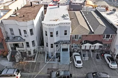 1756 Anthony Ave, New York, NY 10457