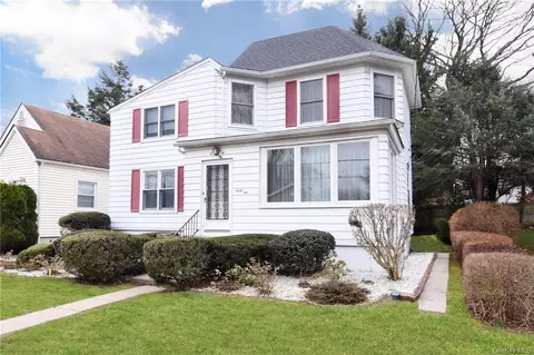 42 Florence Ave, Greenburgh, NY 10522