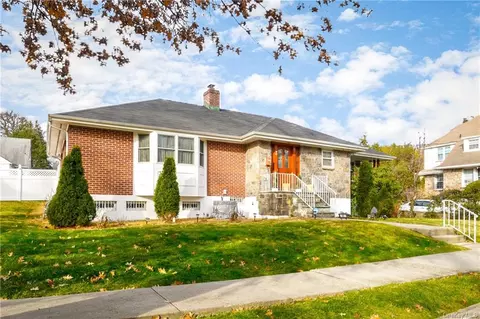 88 Sheridan Ave, Mount Vernon, NY 10552