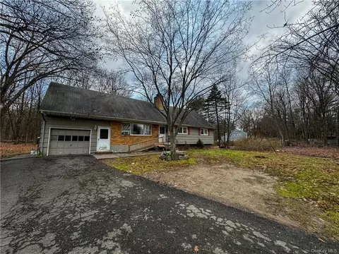 198 Summit Park Rd, Ramapo, NY 10977