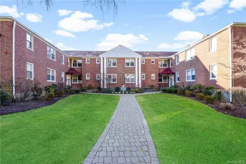 175 Bryant Ave #2H, White Plains, NY 10605