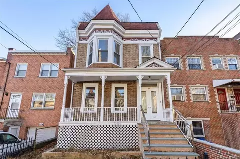 242 E 235th St, Bronx, NY 10470