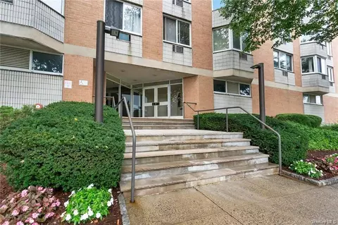 14 Nosband Ave #1A, White Plains, NY 10605