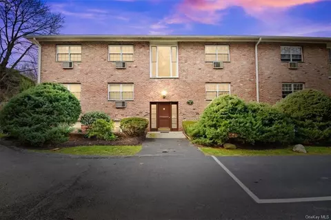 9 Dove Ct #9D, Cortlandt, NY 10520