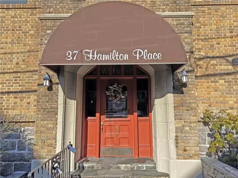 37 Hamilton Pl #1D, Greenburgh, NY 10591