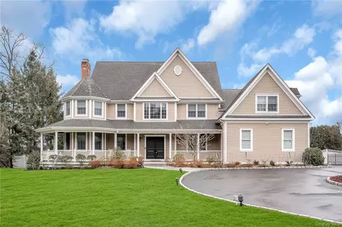 1 Meadow Hill Ct, Mount Pleasant, NY 10594