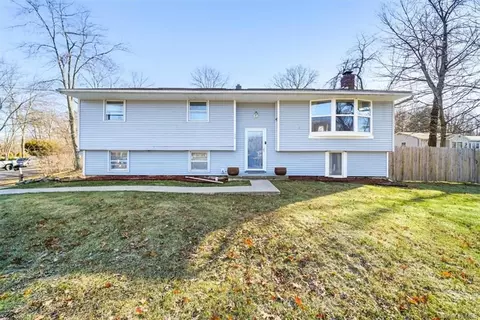 52 Rock Cut Rd, Newburgh, NY 12550