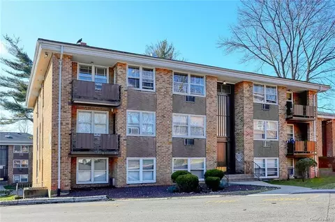 232 Kearsing Pkwy #G, Ramapo, NY 10952