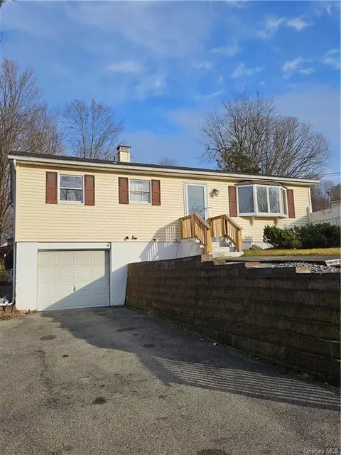 21 Duelk Ave, Monroe, NY 10950