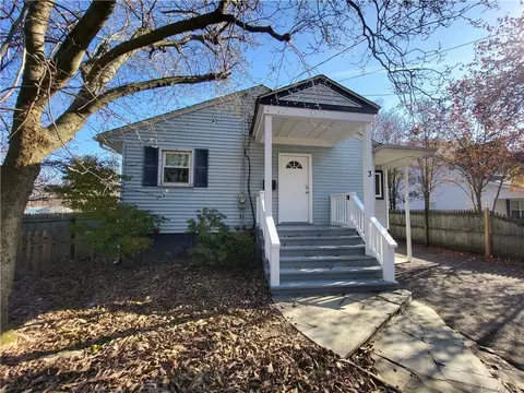 3 Center St, Cornwall, NY 12518