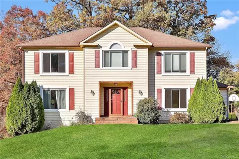 6 Knolltop Rd, Greenburgh, NY 10523