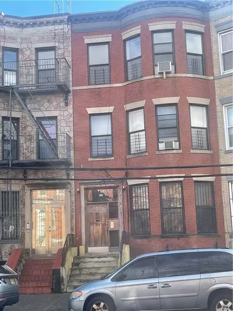 1046 Morris Ave, Bronx, NY 10456