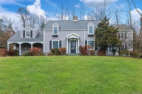 1 Quaker Ln, New Castle, NY 10514
