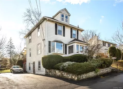 144 Broad St, Mount Pleasant, NY 10532