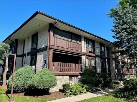 260 N Main St #B20, Ramapo, NY 10977