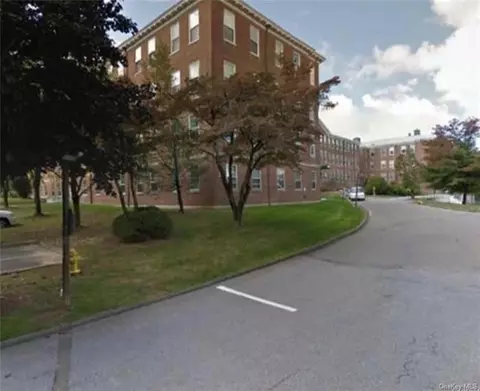 6107 Villa At The Woods, Peekskill, NY 10566