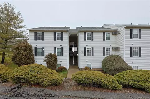 27 Lexington Hl #12, Monroe, NY 10926