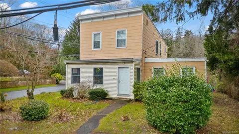 658 Lake St, Harrison, NY 10604