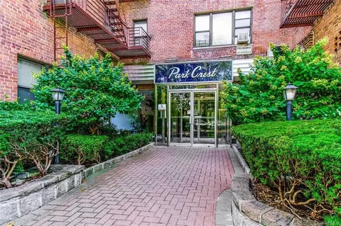 575 Bronx River Rd #3A, Yonkers, NY 10704