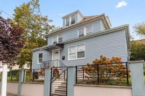 16 Lamartine Ter, Yonkers, NY 10701