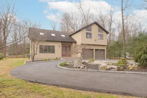 7 Sickletown Rd, Orangetown, NY 10965