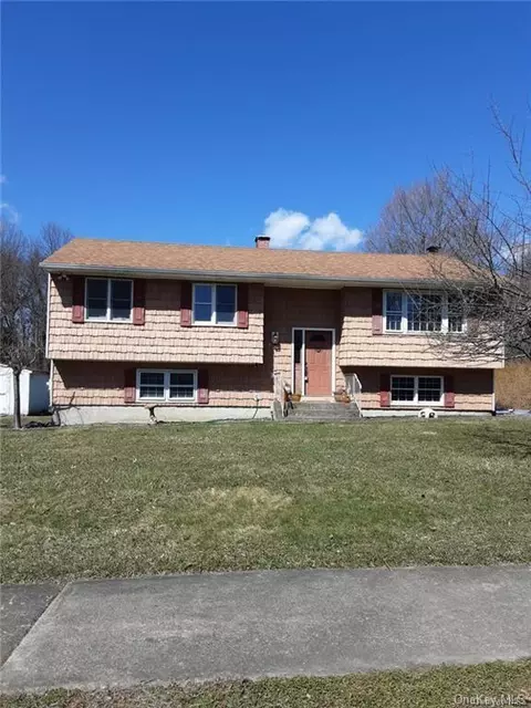 124 Barnes Rd, Washingtonville, NY 10992