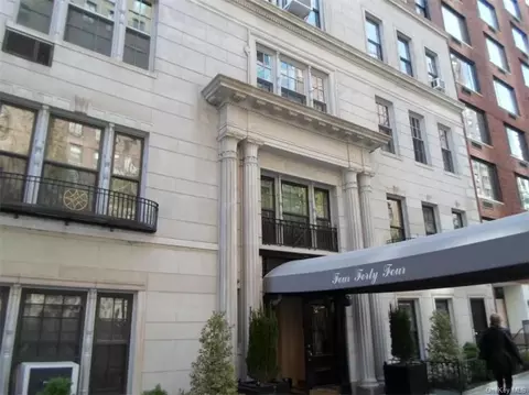 444 E 57th St #2D, New York, NY 10022