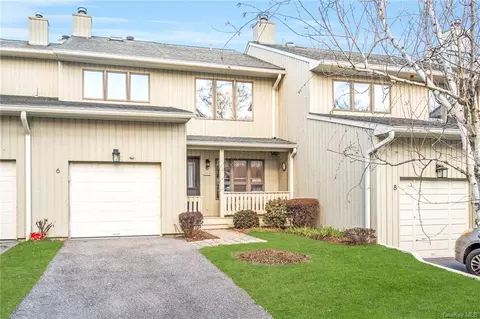 6 Ryewood Farms Dr, Rye, NY 10543