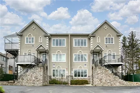 191 Blauvelt Rd, Ramapo, NY 10952
