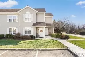 502 Bayberry Ct, New Windsor, NY 12553