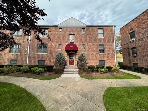 120 Richbell Rd #B2, Mamaroneck, NY 10543